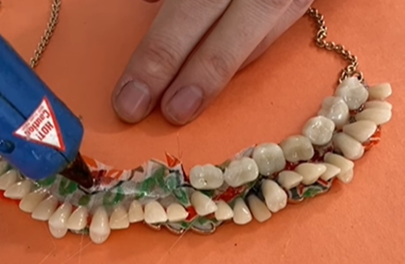 Video Tutorial On Making Human Baby Teeth Jewelry Creeps Out Internet